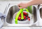 Spina | Easy-To-Use Salad Spinner | Non-Scratch, Nylon Spinning Colander | Lettuce Spinner | Colander with Collapsible Handle |  Green - Spinners-sala