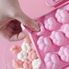1pc Soft Bottom Cat Paw Ice Tray Mold - Homemade Ice Cube Box for Kitchen Refrigerator - Perfect for Making Delicious Ice Cream and Cocktails - Green